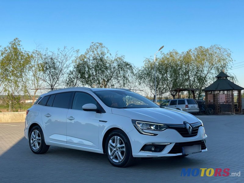 2017' Renault Megane photo #2