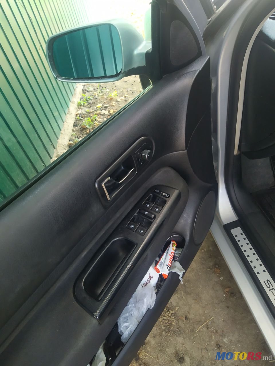 2003' Volkswagen Golf photo #3