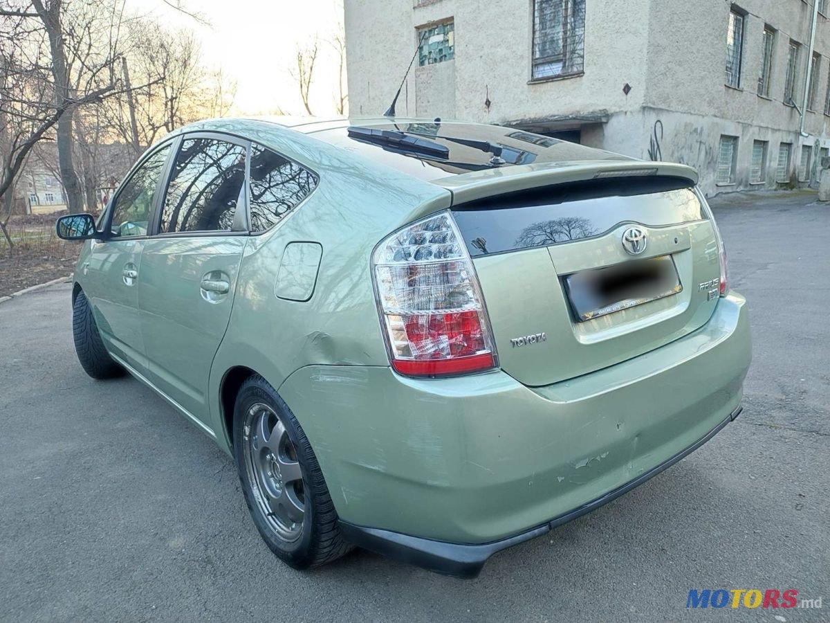 2008' Toyota Prius photo #4