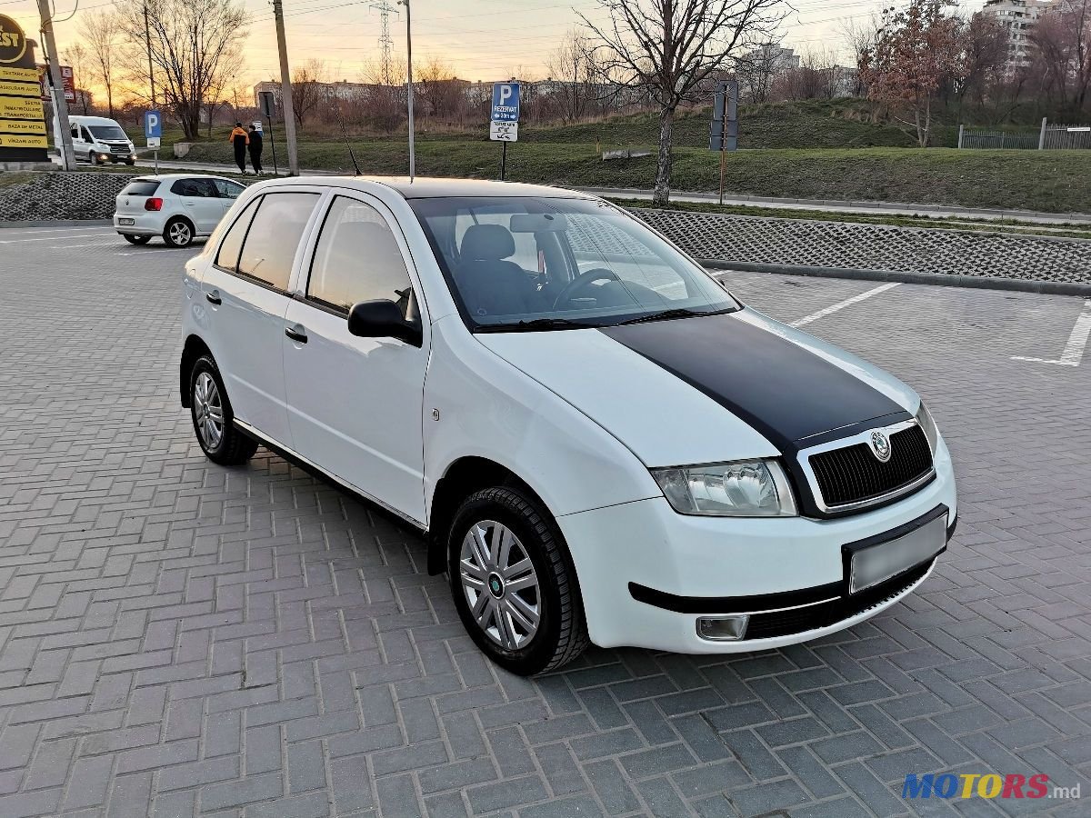 2004' Skoda Fabia photo #3