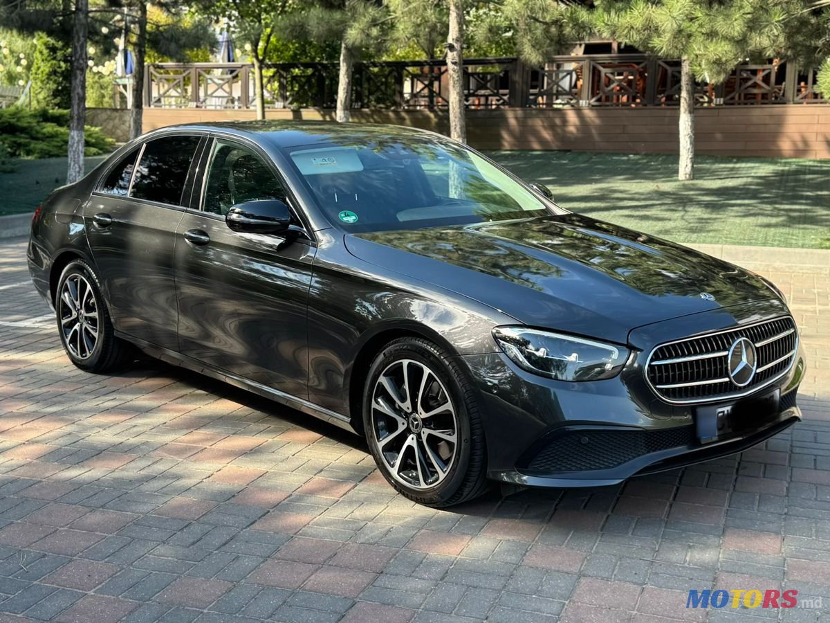 2021' Mercedes-Benz E-Class photo #1