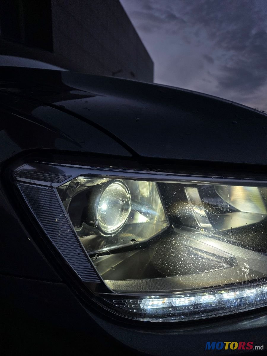 2018' Volkswagen Tiguan photo #4