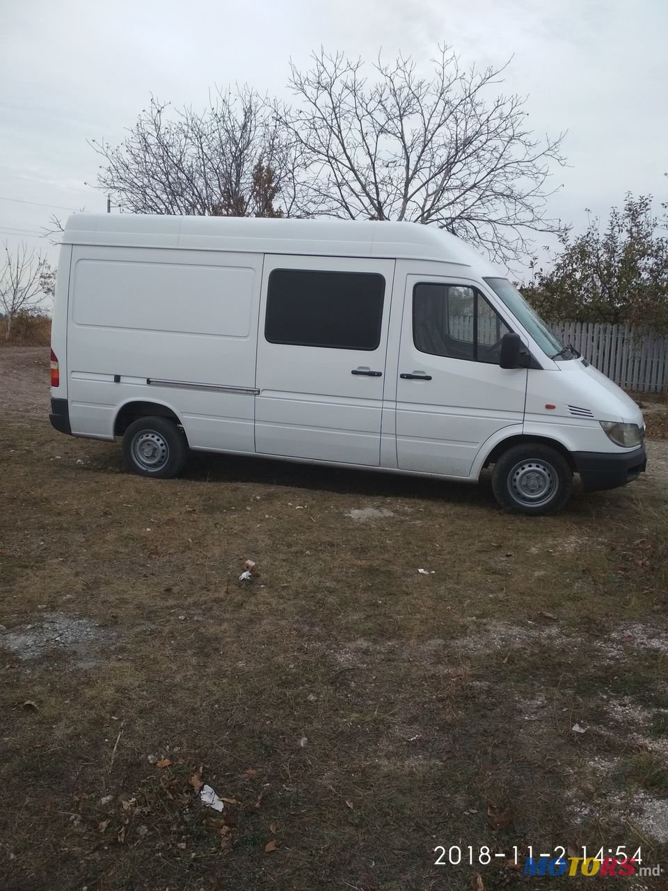 2000' Mercedes-Benz 313 photo #1