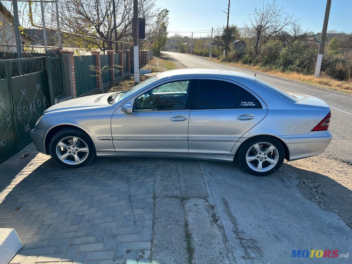 2007' Mercedes-Benz C-Class photo #5