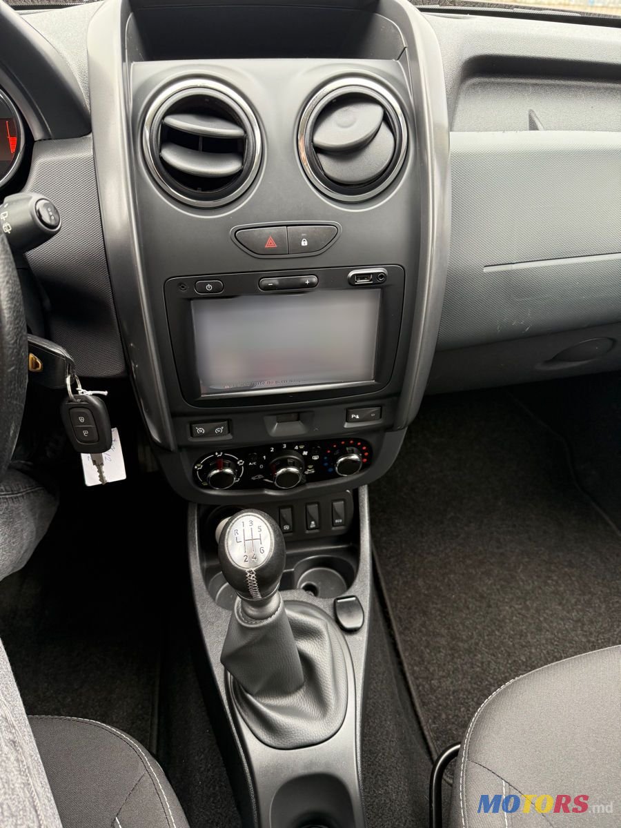 2016' Dacia Duster photo #6
