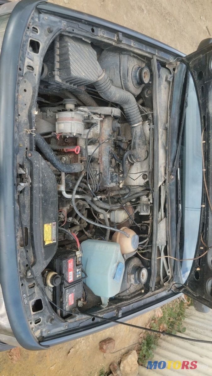 1993' Volkswagen Passat photo #4