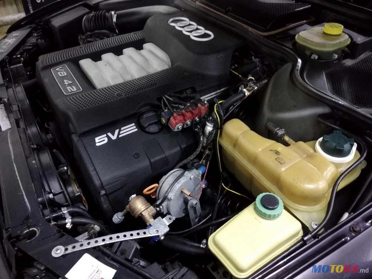 2000' Audi A8 photo #2