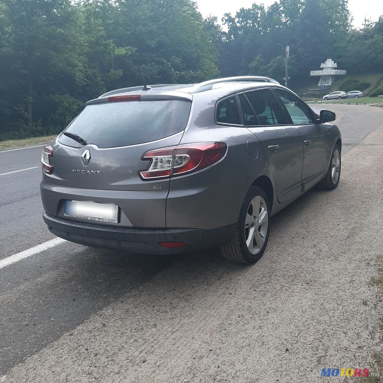 2013' Renault Megane photo #2