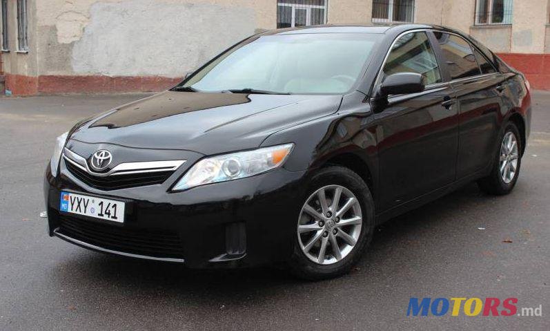 2010' Toyota Camry photo #2