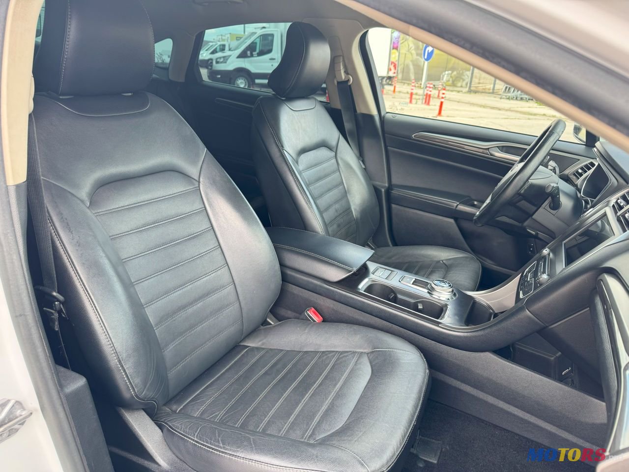 2017' Ford Fusion photo #3