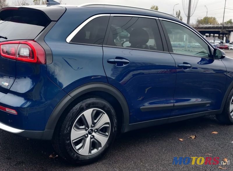 2019' Kia Niro photo #2