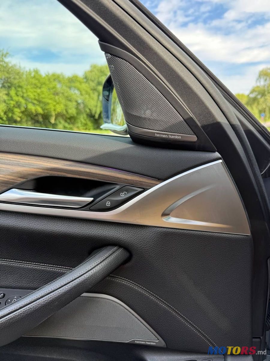 2018' BMW 5 Series photo #4