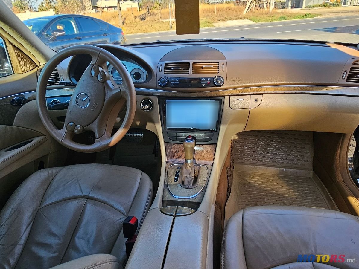 2006' Mercedes-Benz E Класс photo #6
