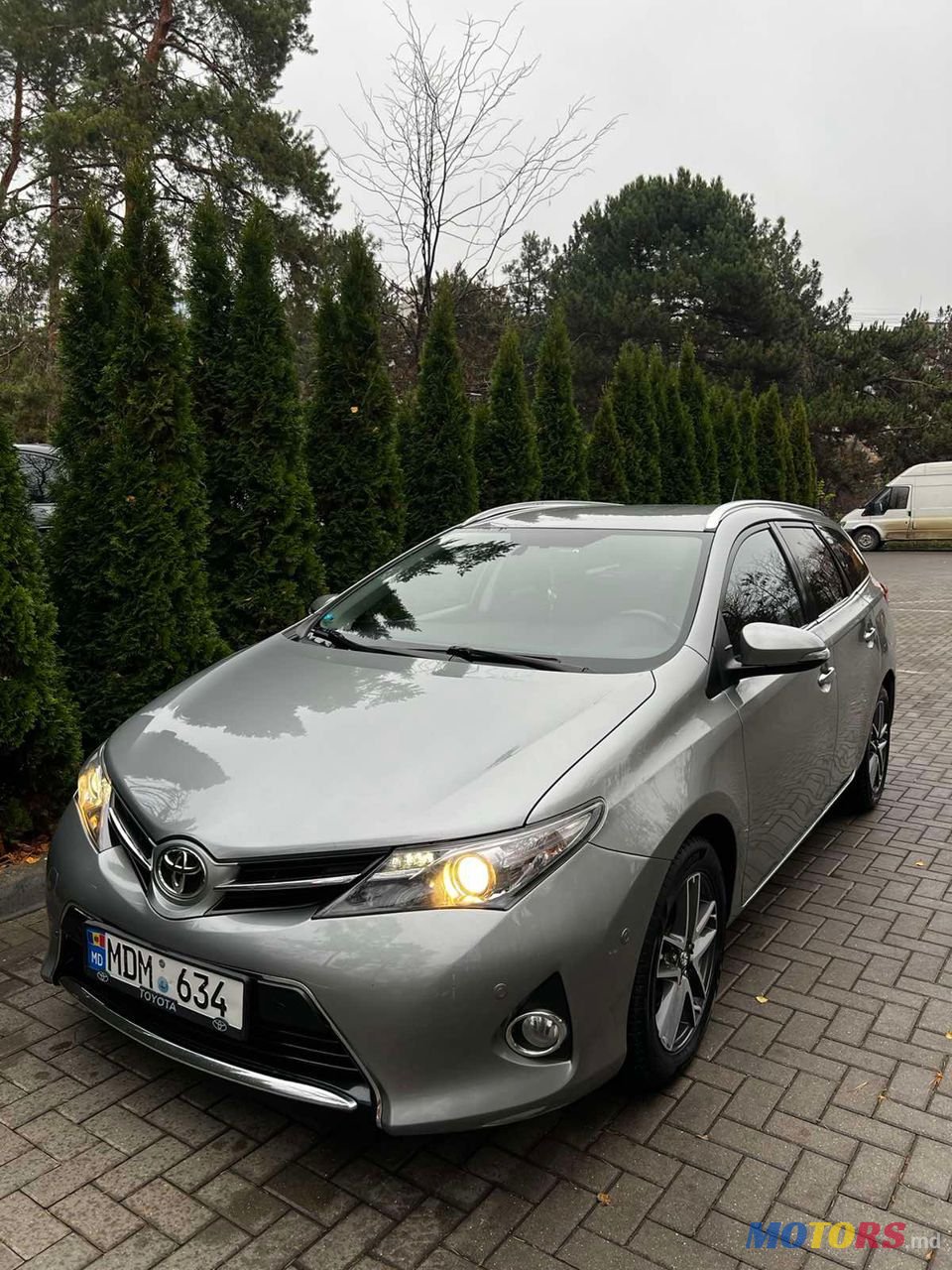 2014' Toyota Auris photo #1