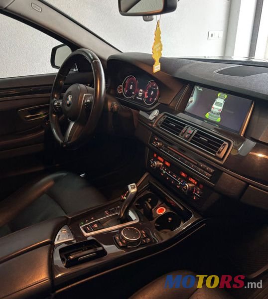 2014' BMW 5 Series photo #4