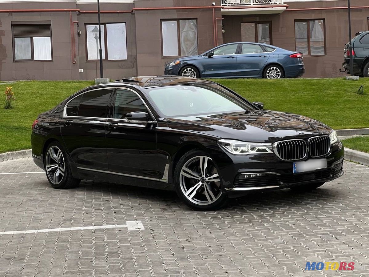 2016' BMW 7 Series photo #2