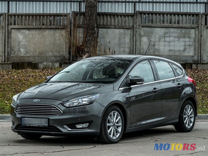 2015' Ford Focus photo #2