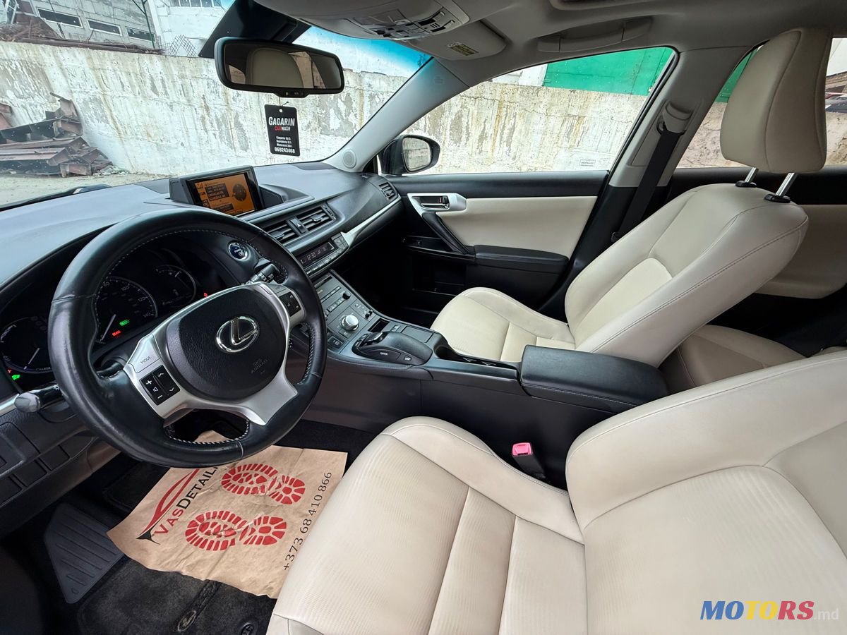 2011' Lexus Ct Series photo #6