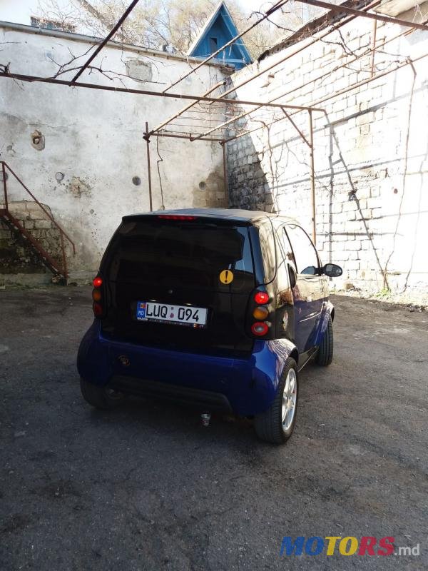 2001' Smart Fortwo photo #2