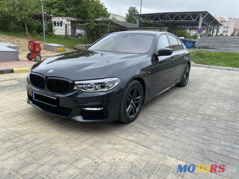 2017' BMW 5 Series photo #1