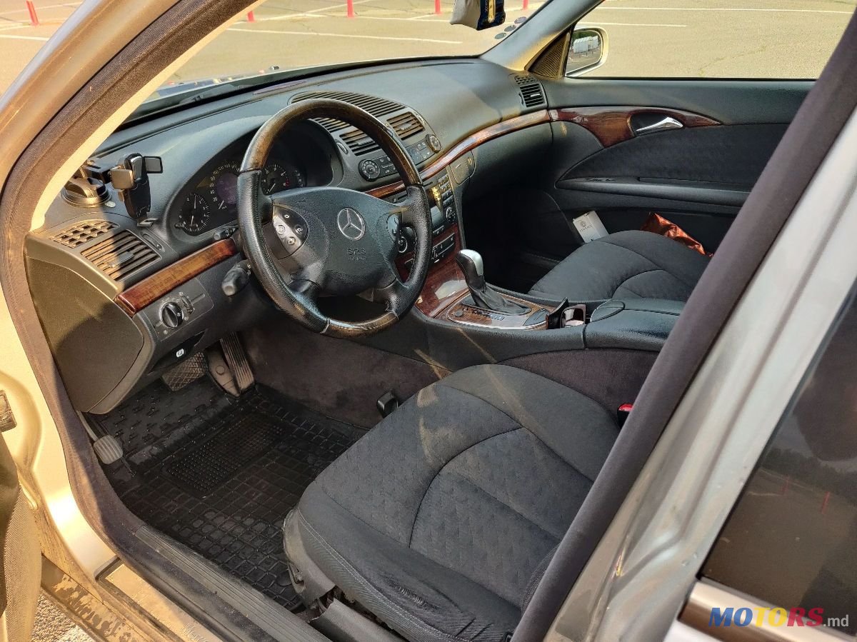 2003' Mercedes-Benz E-Class photo #6