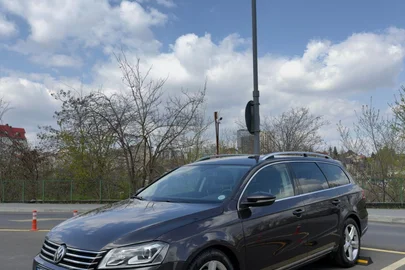 2011' Volkswagen Passat