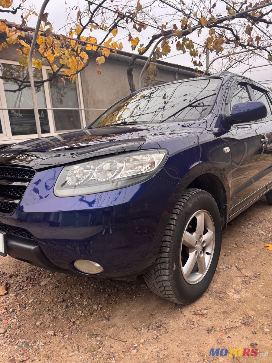 2007' Hyundai Santa Fe photo #3