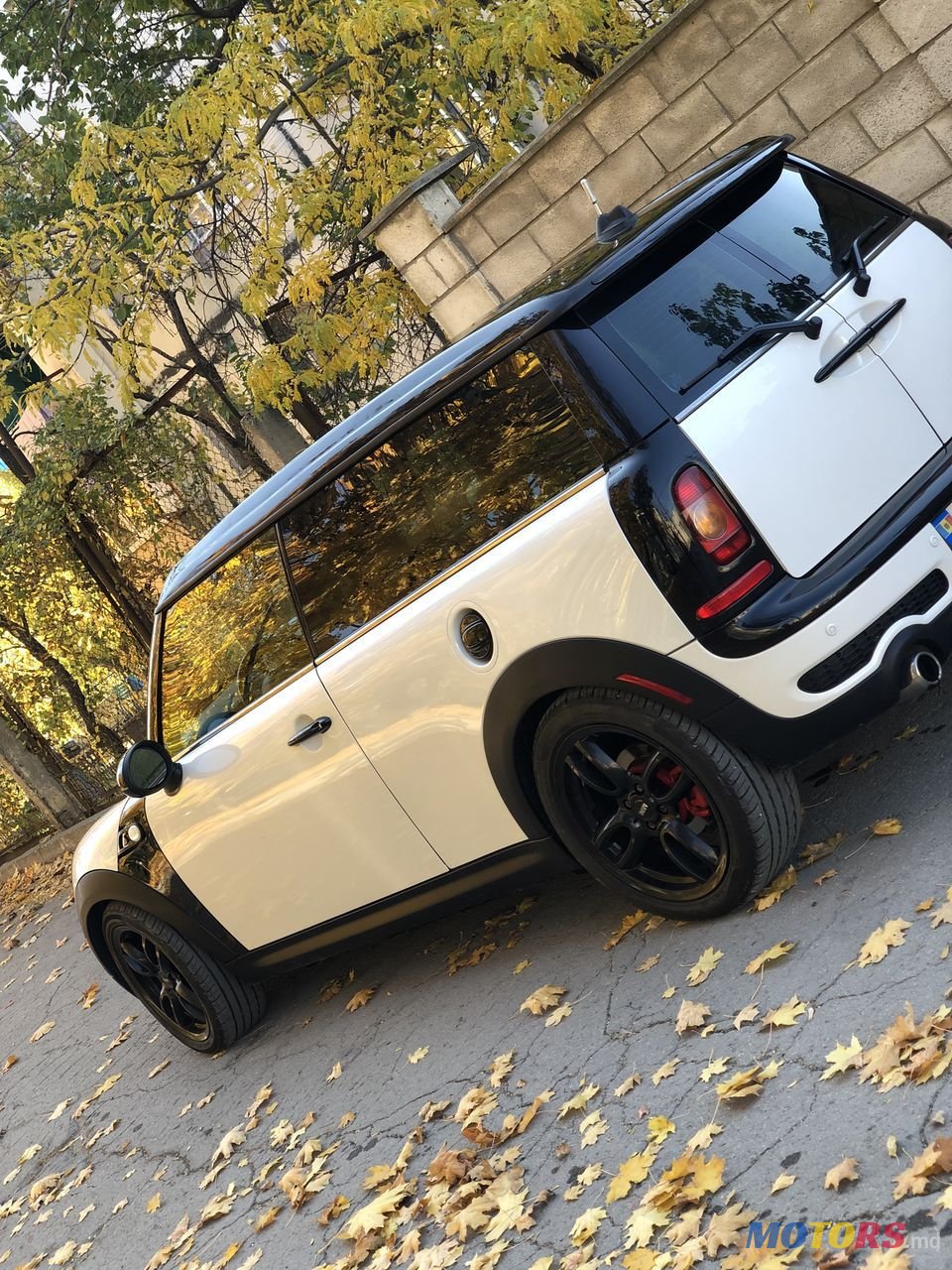 2009' MINI Cooper S photo #3