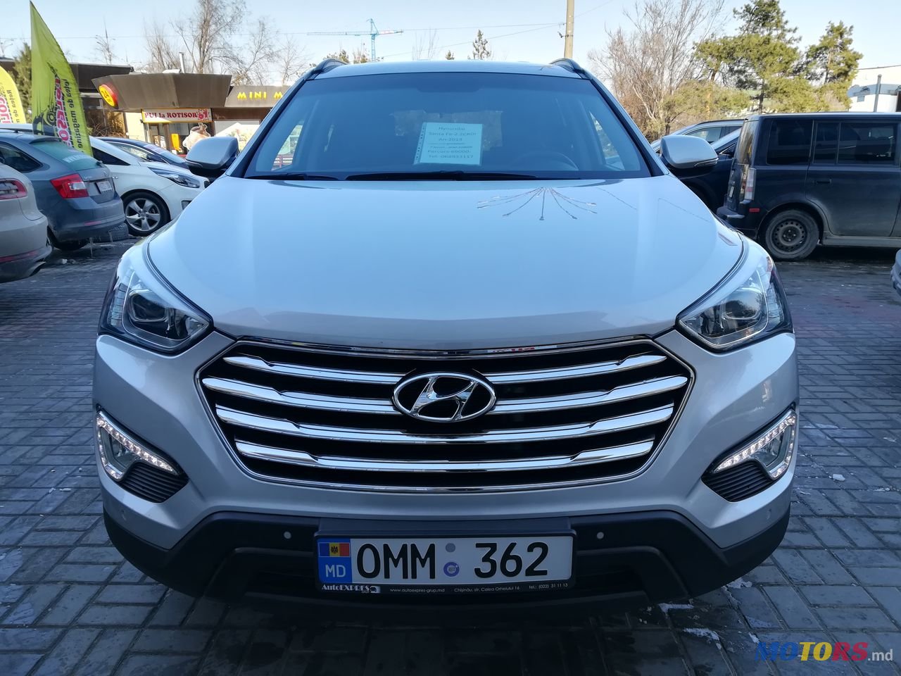 2013' Hyundai Grand Santa Fe photo #6