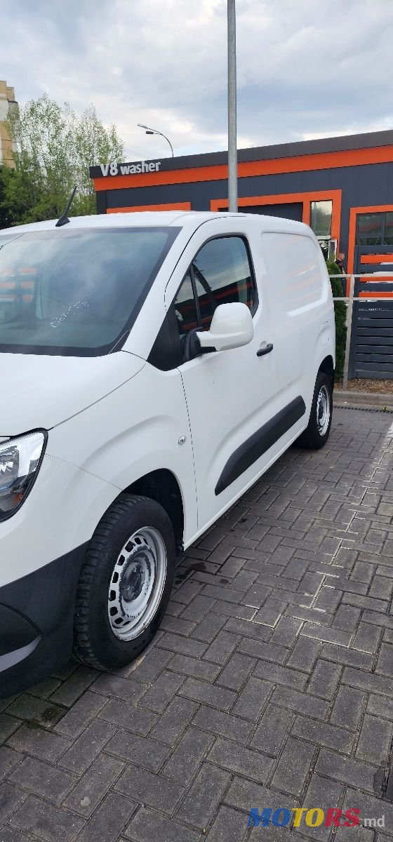2019' Opel Combo photo #3