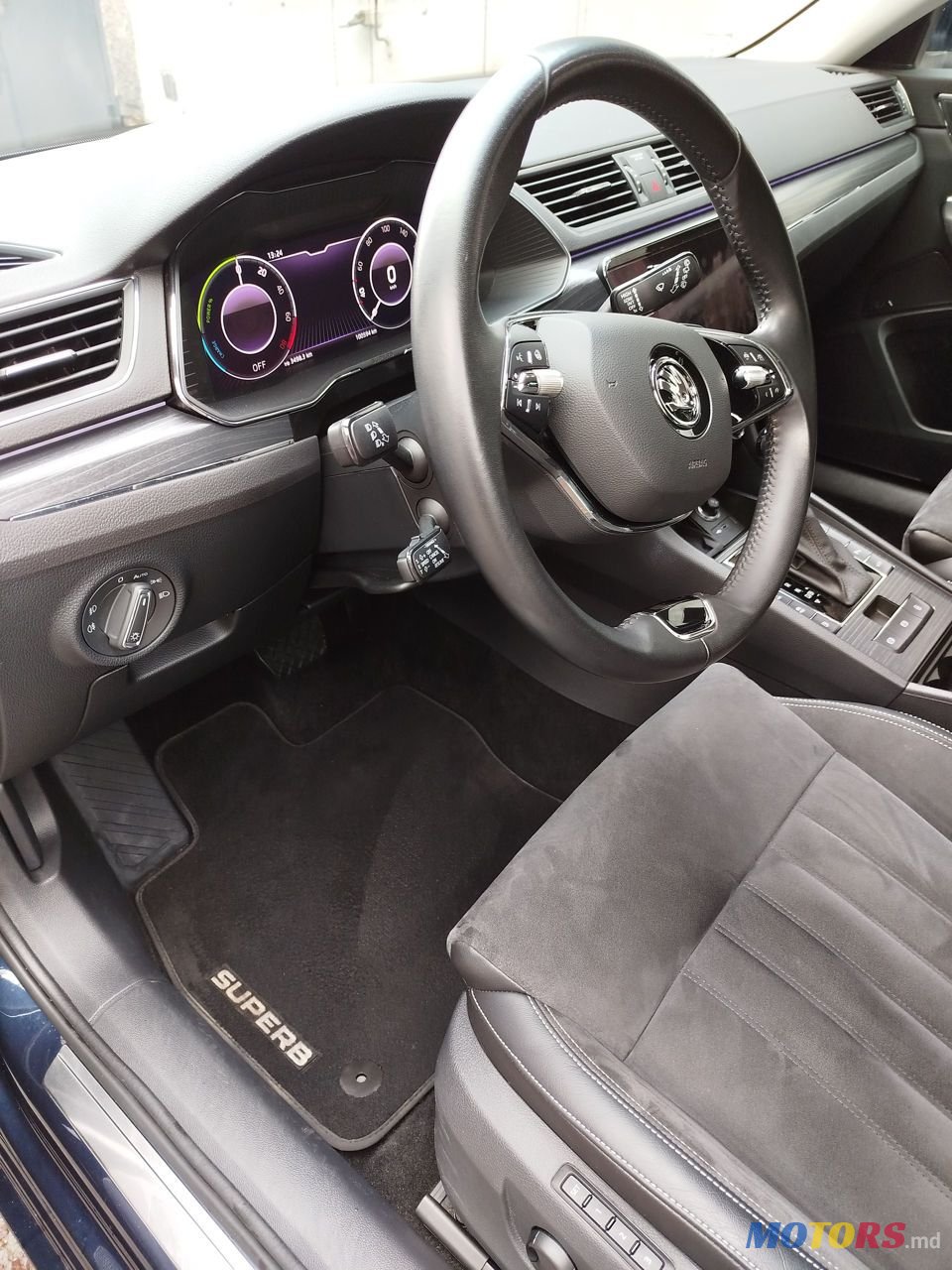 2021' Skoda Superb photo #5