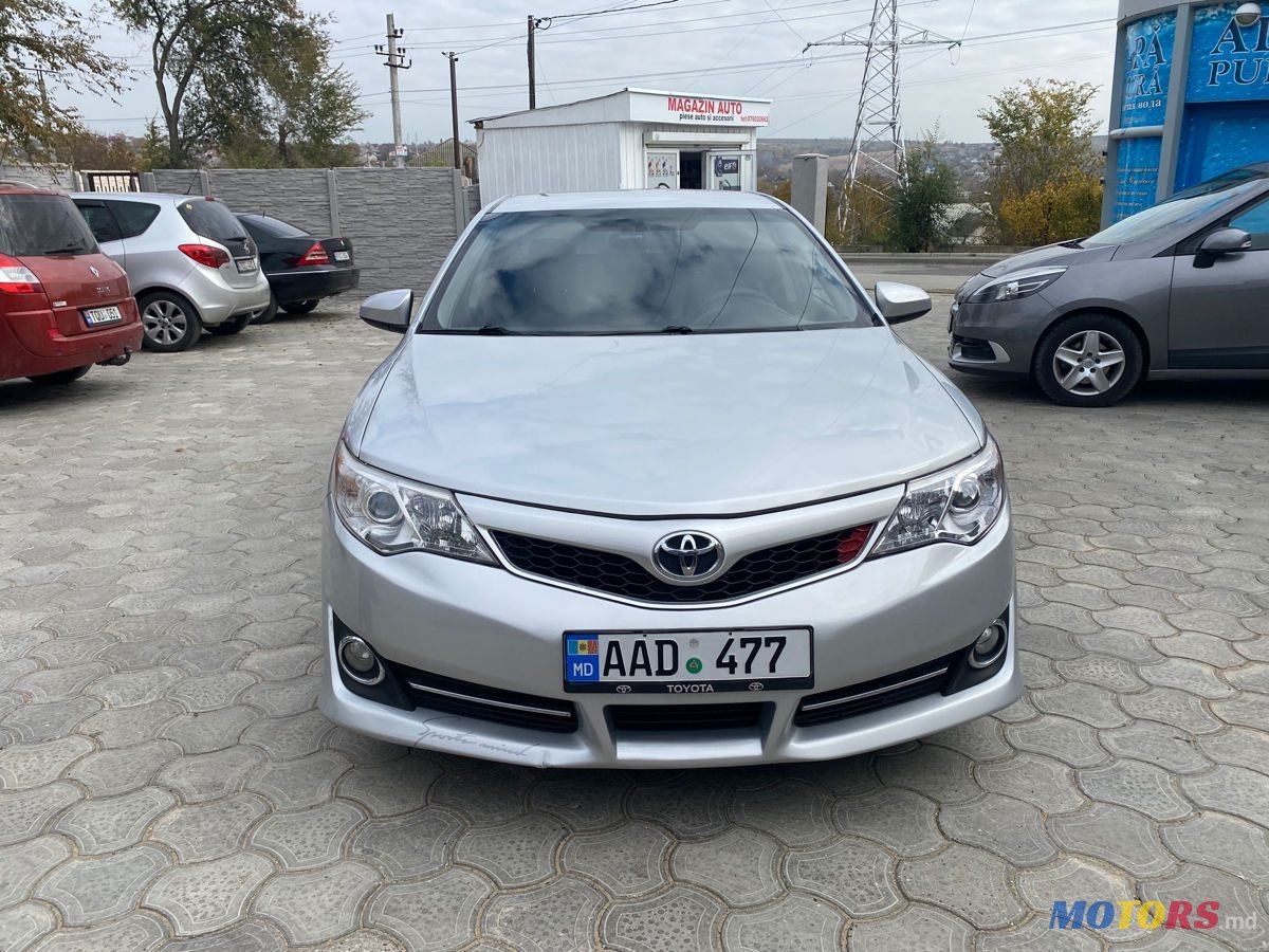 2014' Toyota Camry photo #1
