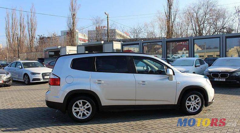 2011' Chevrolet Orlando photo #1