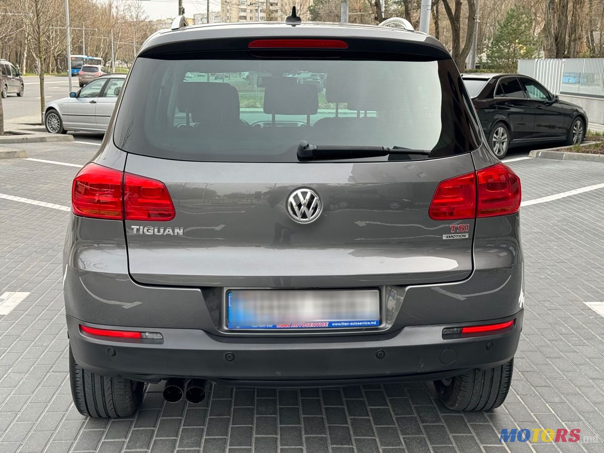 2014' Volkswagen Tiguan photo #4