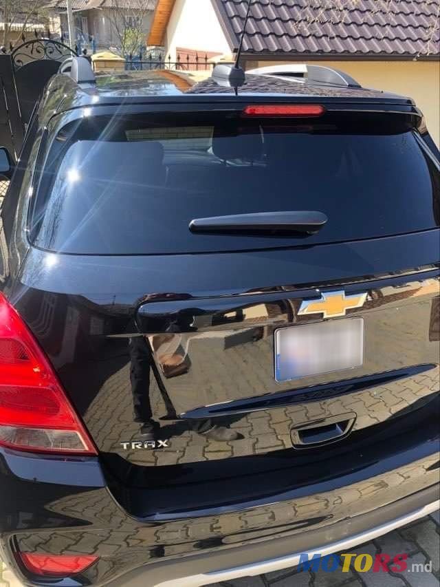 2019' Chevrolet Trax photo #2