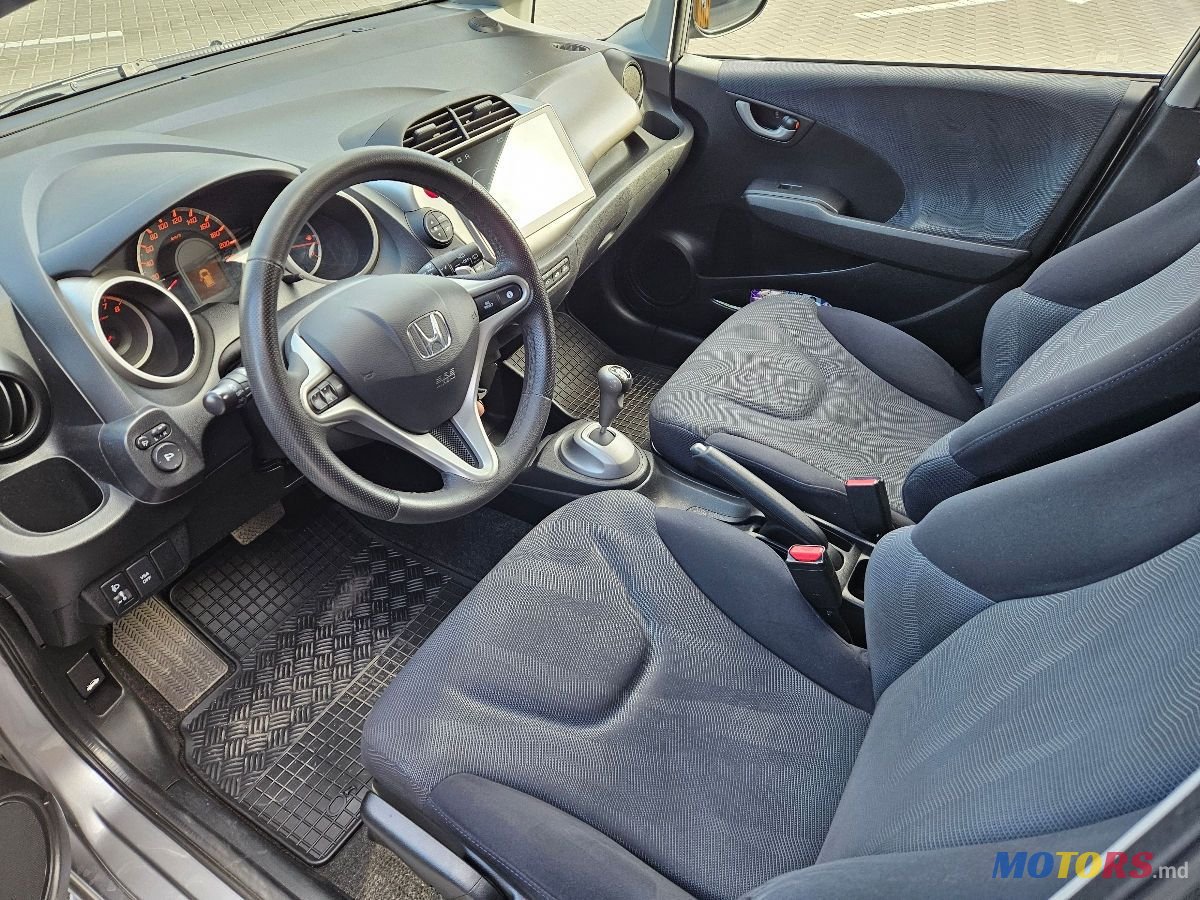 2010' Honda Jazz photo #5