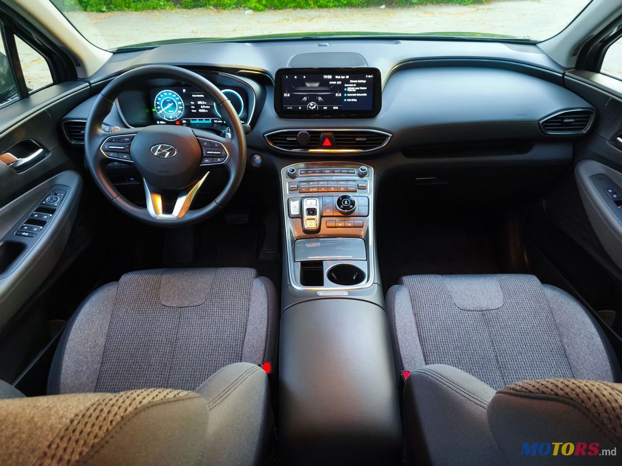 2023' Hyundai Santa Fe photo #6