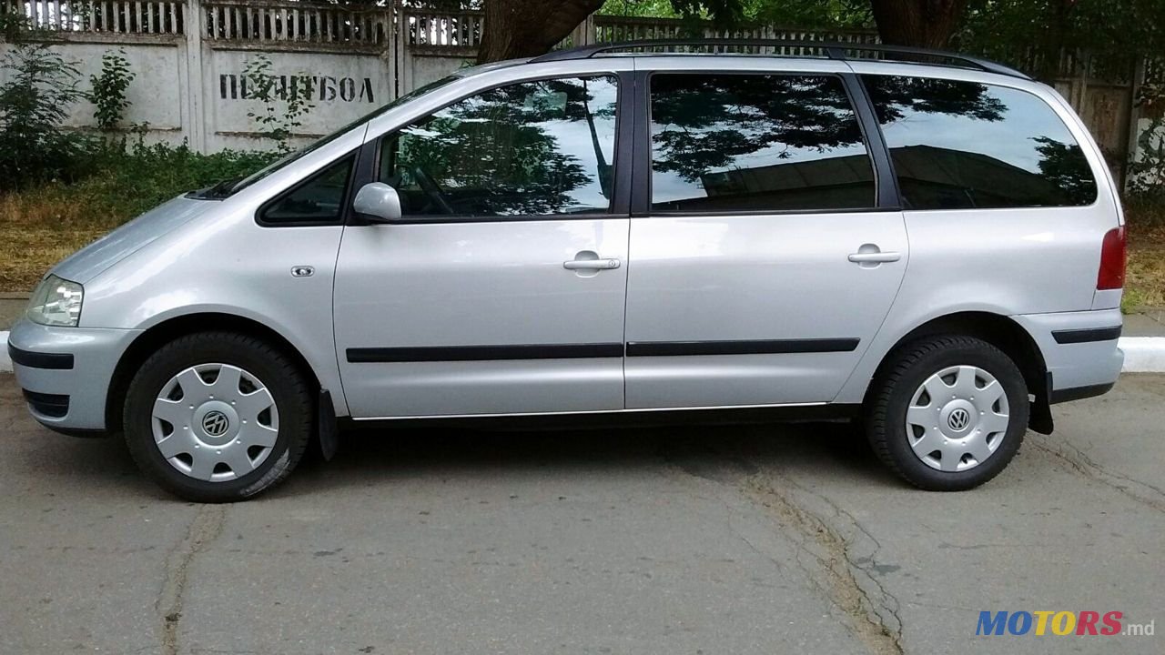 2001' Volkswagen Sharan photo #2