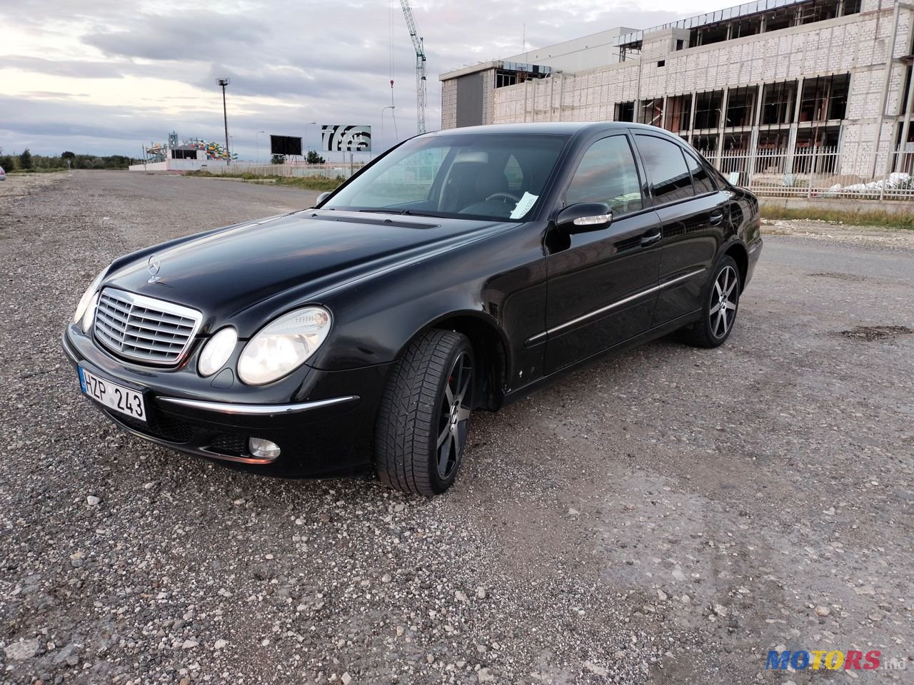 2003' Mercedes-Benz E Класс photo #2