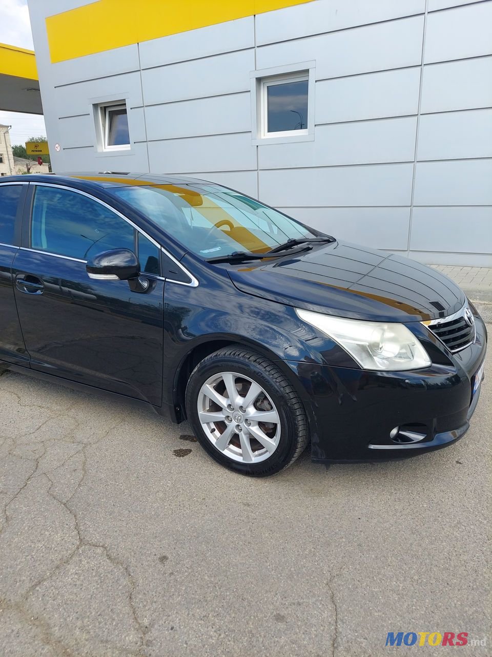 2012' Toyota Avensis photo #2