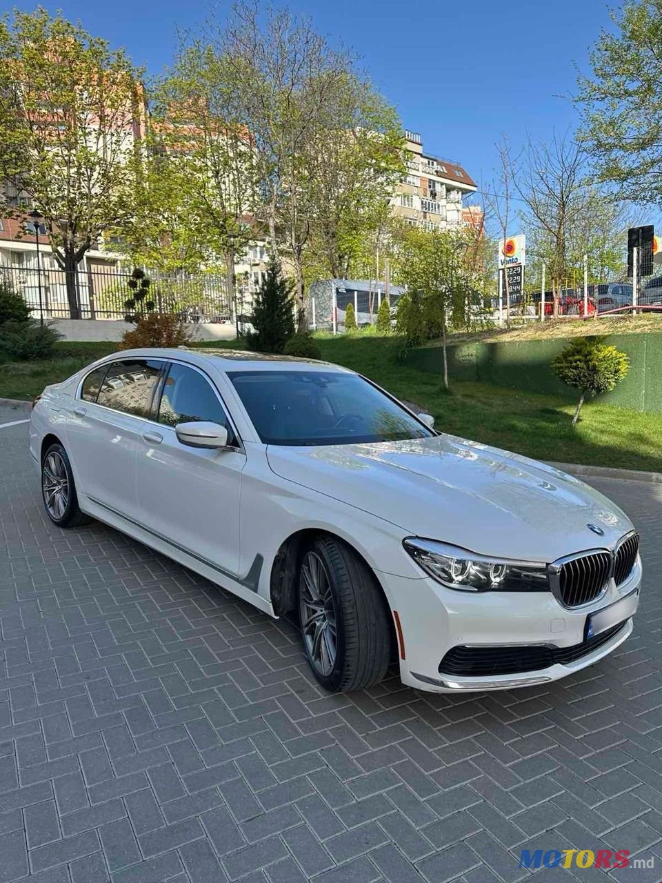 2018' BMW 7 Series photo #1