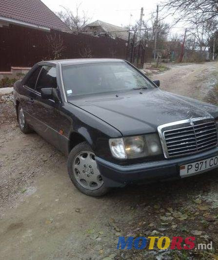 1992' Mercedes-Benz E photo #1