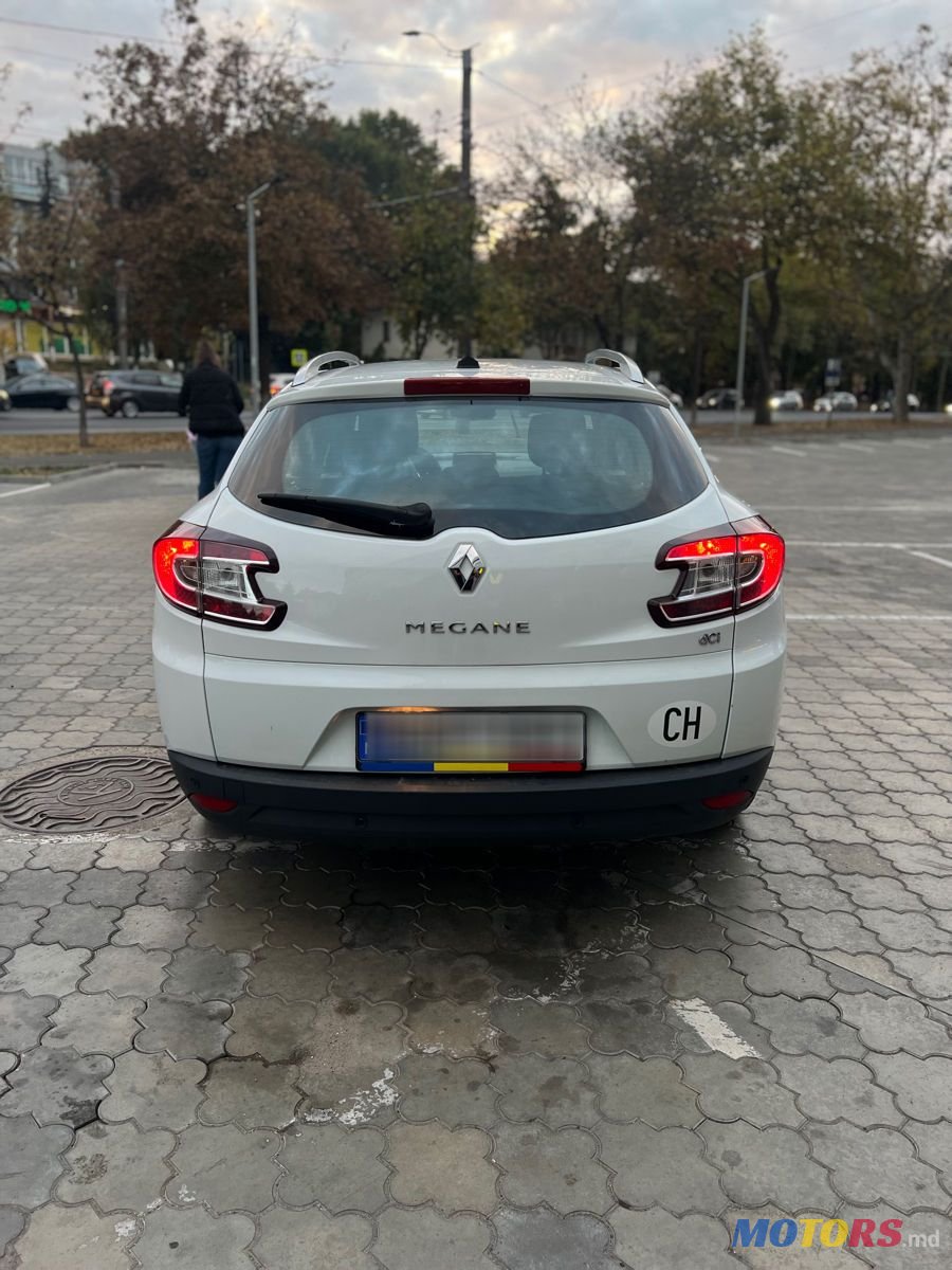 2013' Renault Megane photo #3