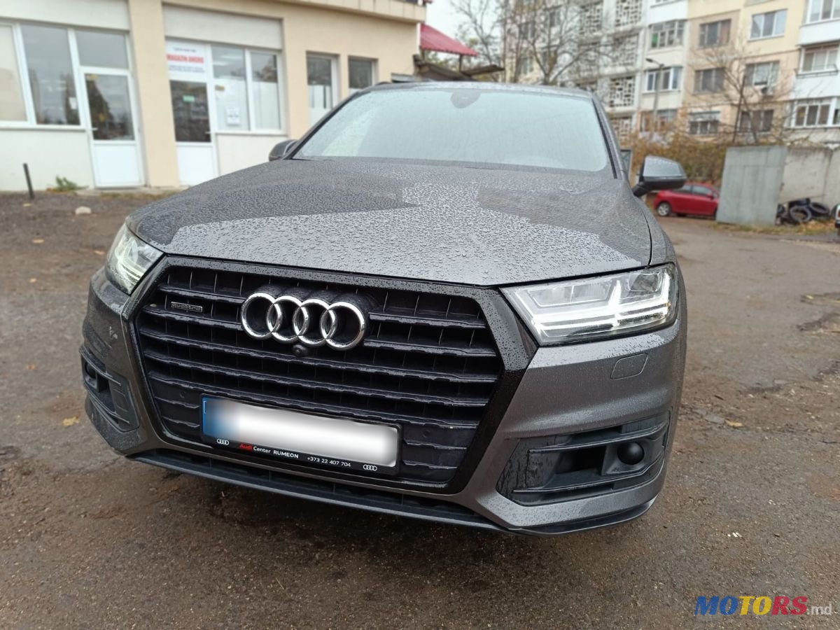 2018' Audi Q7 photo #5