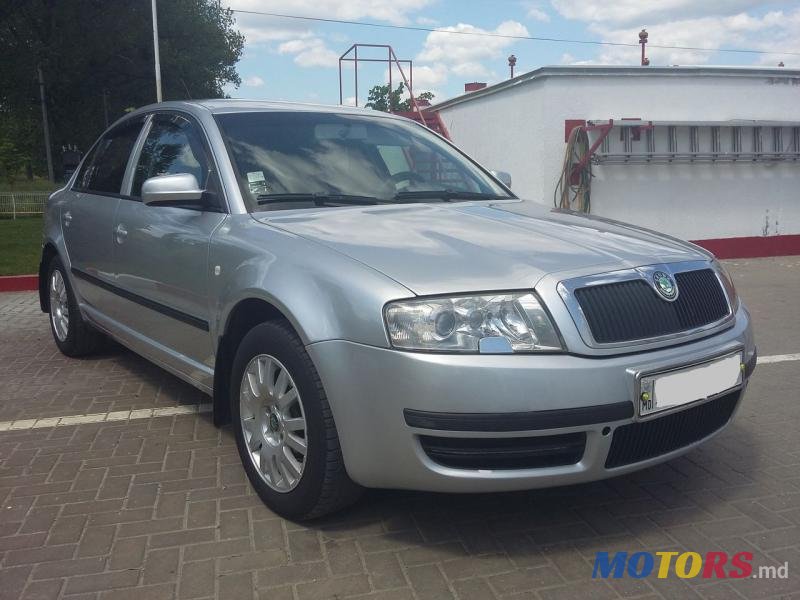 2002' Skoda Superb photo #1