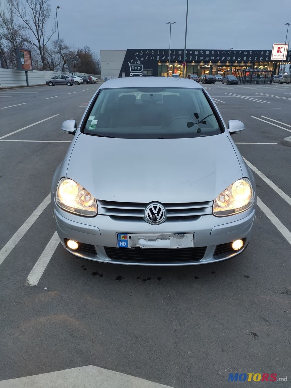 2007' Volkswagen Golf photo #4