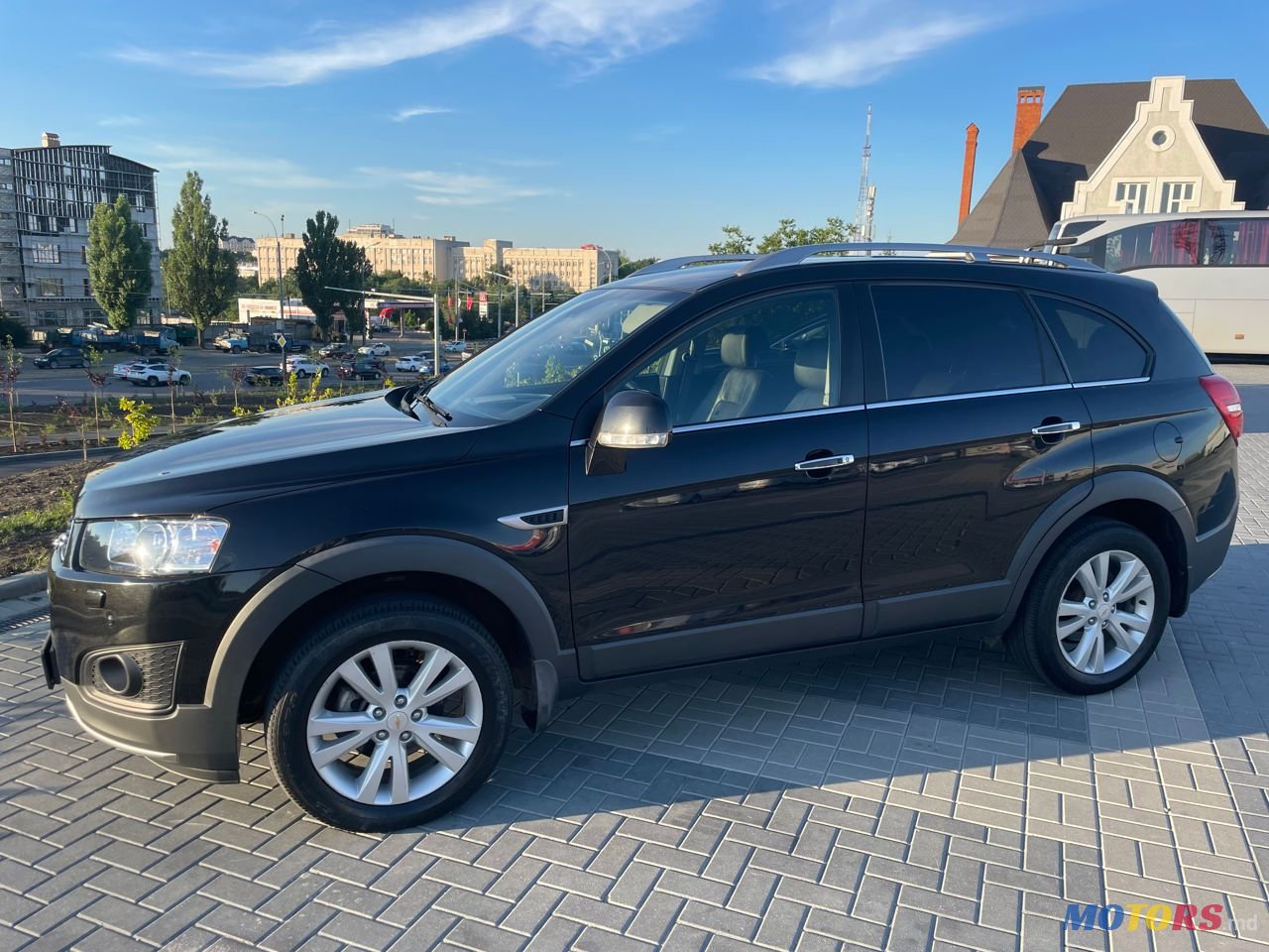 2015' Chevrolet Captiva photo #1