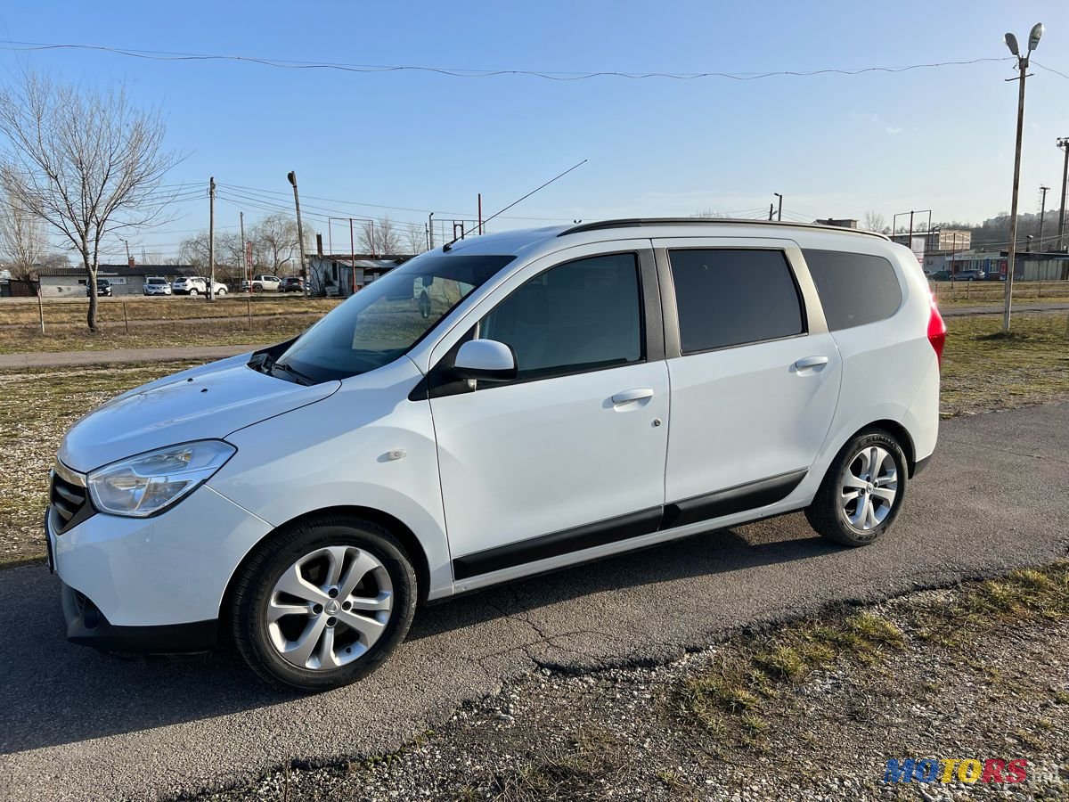 2012' Dacia Lodgy photo #3