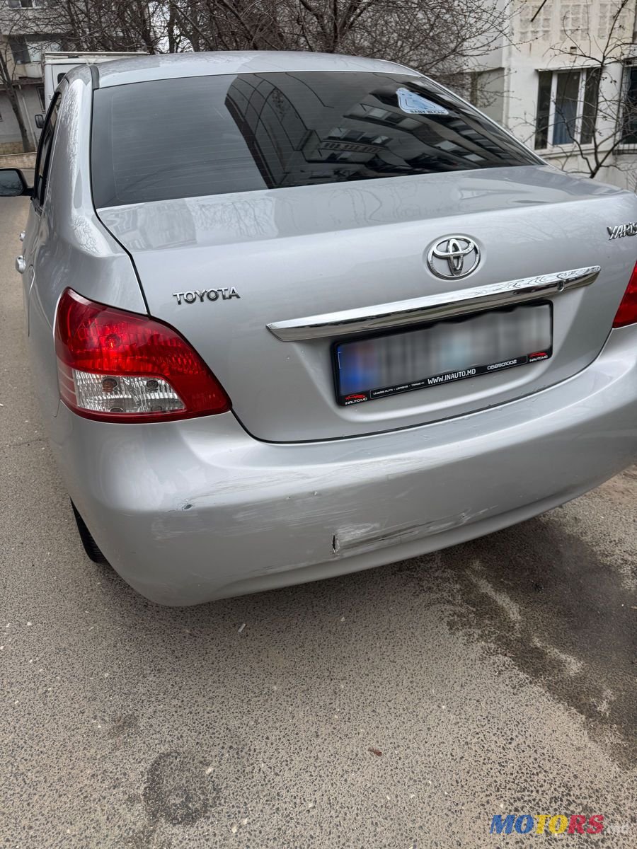 2008' Toyota Yaris photo #3