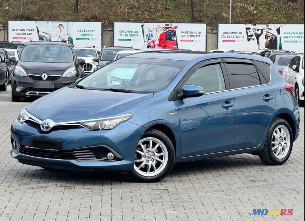 2016' Toyota Auris photo #3